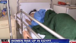 Blue bra girl' rallies Egypt's women vs. oppression