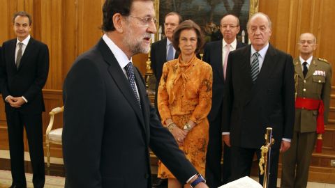 New Spanish Prime Minister Mariano Rajoy has promised tough economic measures to avert deepening economic crisis.