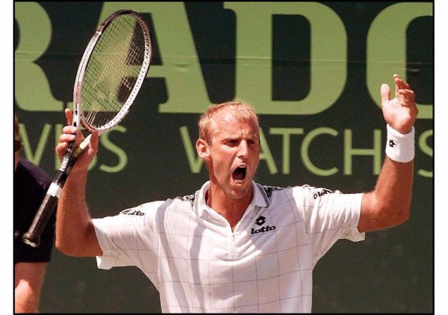 In 1997 Muster returned to Key Biscayne in Florida, the scene of his accident, and beat two-time French Open champion Sergi Bruguera of Spain in the final.