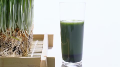 You can't juice all day every day and expect to stay healthy, experts say.