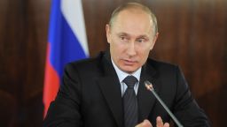 Russian Prime Minister Vladimir Putin said he would not need to resort to fraudulent tactics to win back the presidency.