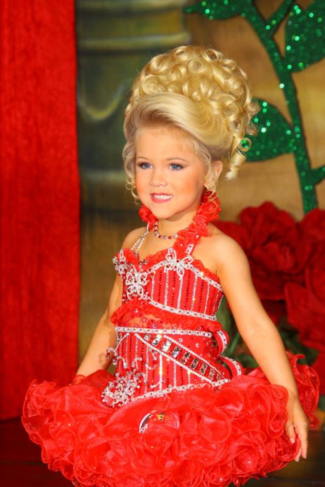 On the opposite side of the spectrum, oversexified clothing for toddlers and little girls ran rampant. Like this costume from the TLC show, "Toddlers and Tiaras," sexy Halloween costumes for kids was a point of contention, <a href="http://www.cnn.com/2011/10/28/living/sexy-costumes-kids/index.html" target="_blank">as we reported this year</a>.