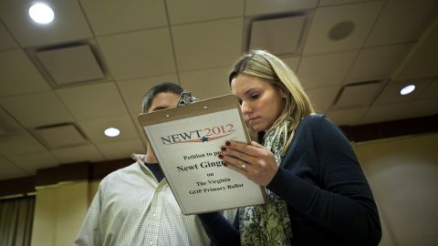 Carlee Daughety signs a petition December 21 in Arlington, Virginia, for Newt Gingrich's name to be on the GOP primary ballot.
