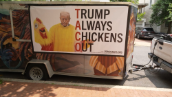 112485_DncTauntsTrump HRTZ.THUMB.png