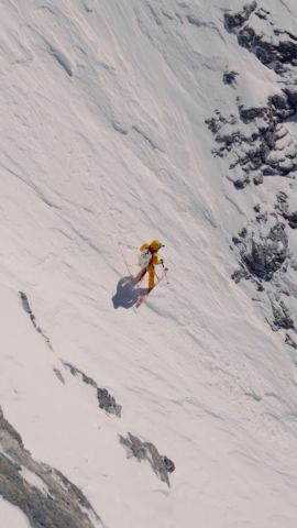 112525 AC Everest Thumb CLEAN.jpg