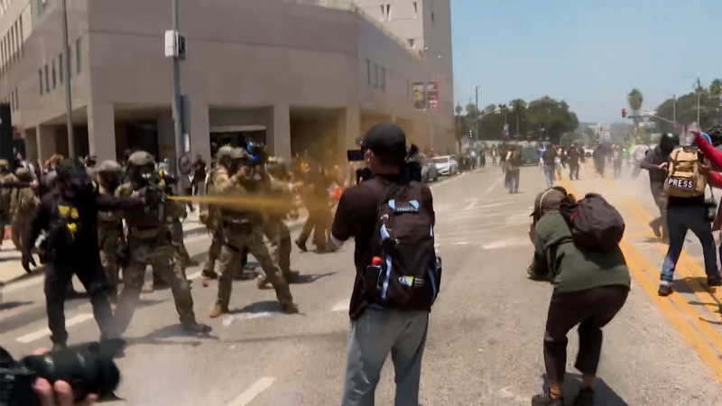 https://media.cnn.com/api/v1/images/stellar/prod/112540-la-pepper-spray-horizontal-thumb.png?c=16x9&q=w_800,c_fill
