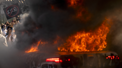 112542-la-cars-on-fire-horizontal-thumb-2.png