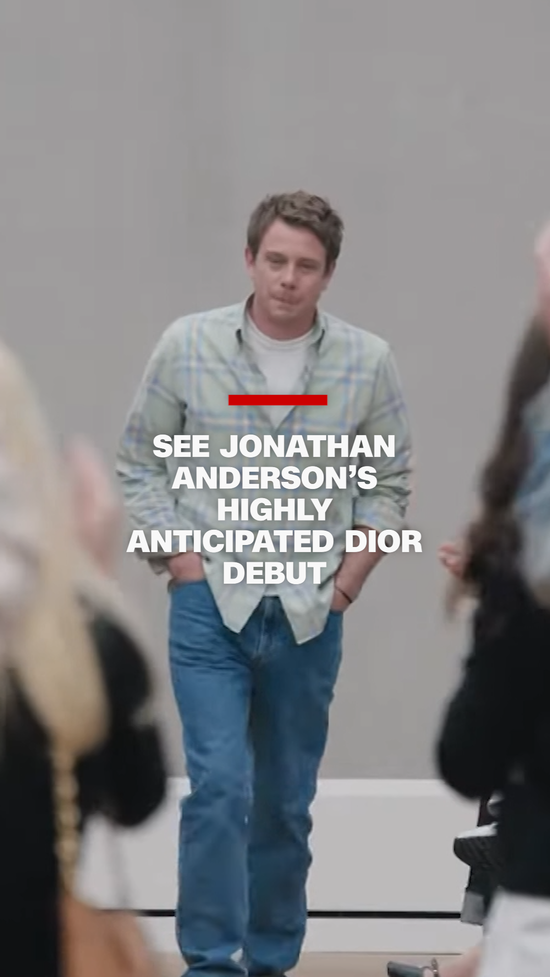 112835_dior 2026 show vert thumb durty.png
