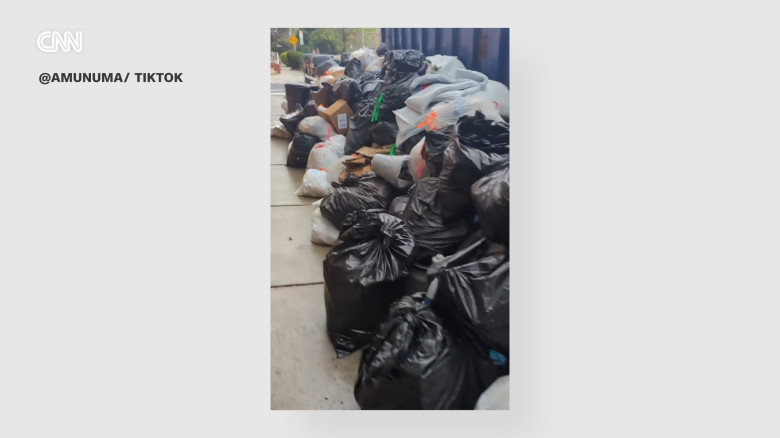 112891_TrashPilesPhilly .00_00_01_04.Still004.png