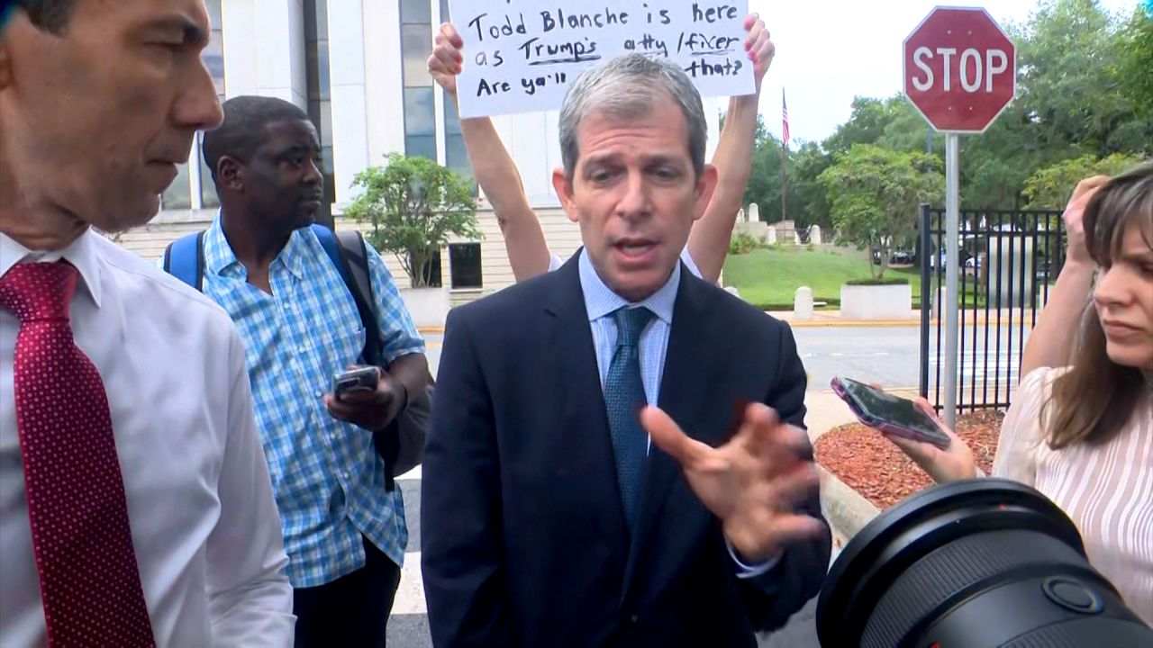 113195_Ghislaine Maxwell DOJ thumb.jpg