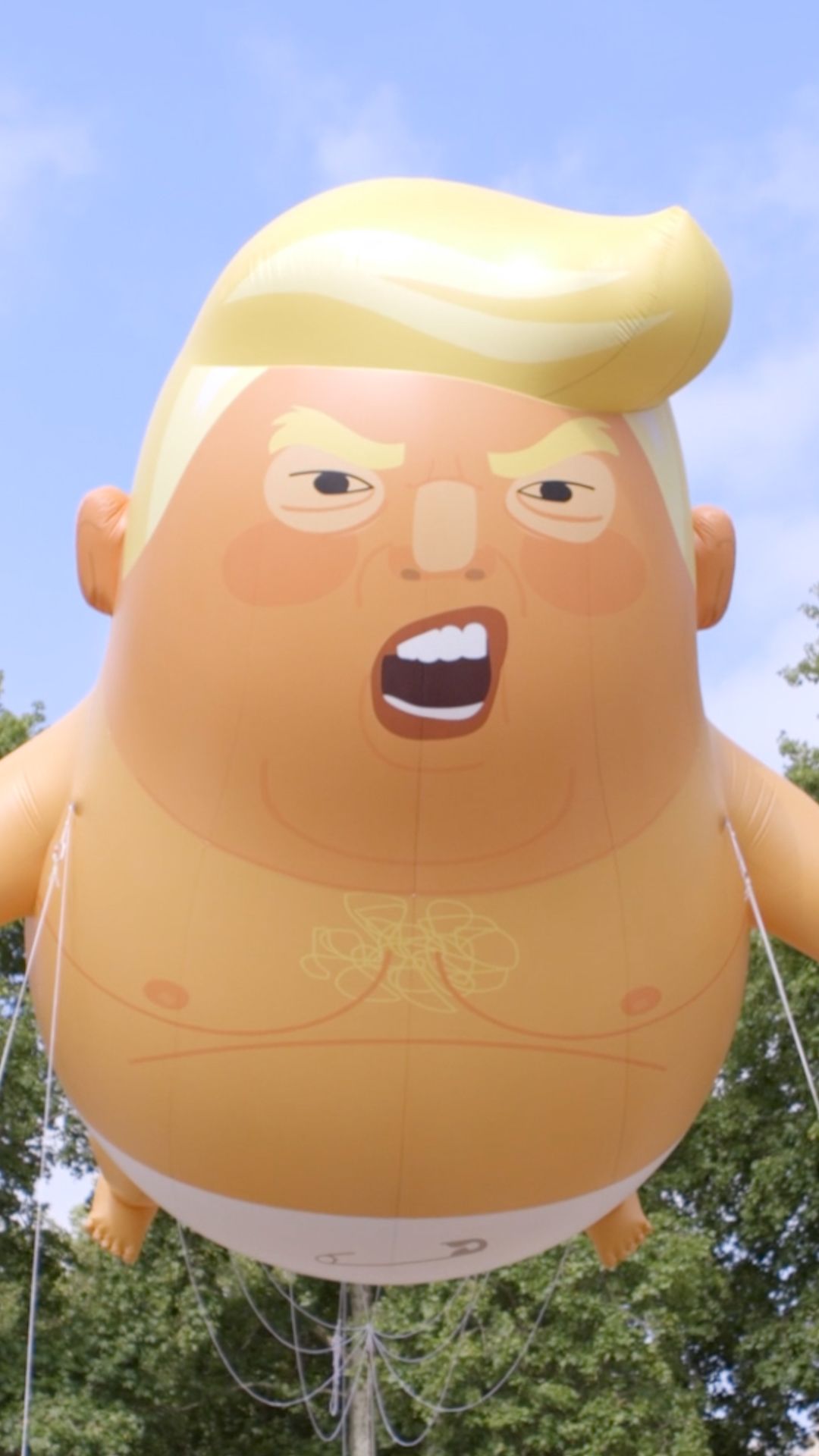 113751_trump baby blimp_vrtc_clean.00_00_01_26.Still002.jpg