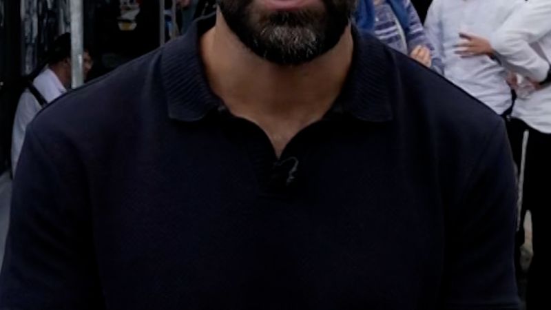 https://media.cnn.com/api/v1/images/stellar/prod/113860-jdiamondshooting-clean.jpg?c=16x9&q=w_800,c_fill