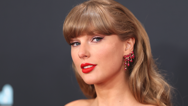 Video: Did Taylor Swift just shade Charli xcx on her new album?