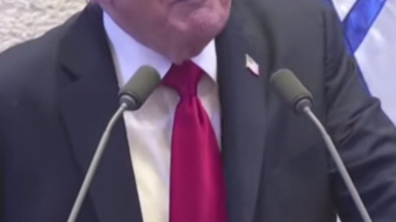 https://media.cnn.com/api/v1/images/stellar/prod/114496-trumphostage-vrtc-2-00-00-11-02-still002-20251013135543724.png?c=16x9&q=w_800,c_fill