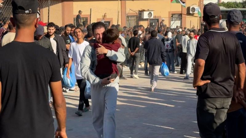See emotional reunions as Palestinians released from Israeli prison reunite with their families See emotional reunions as Palestinians released from Israeli prison reunite with their families