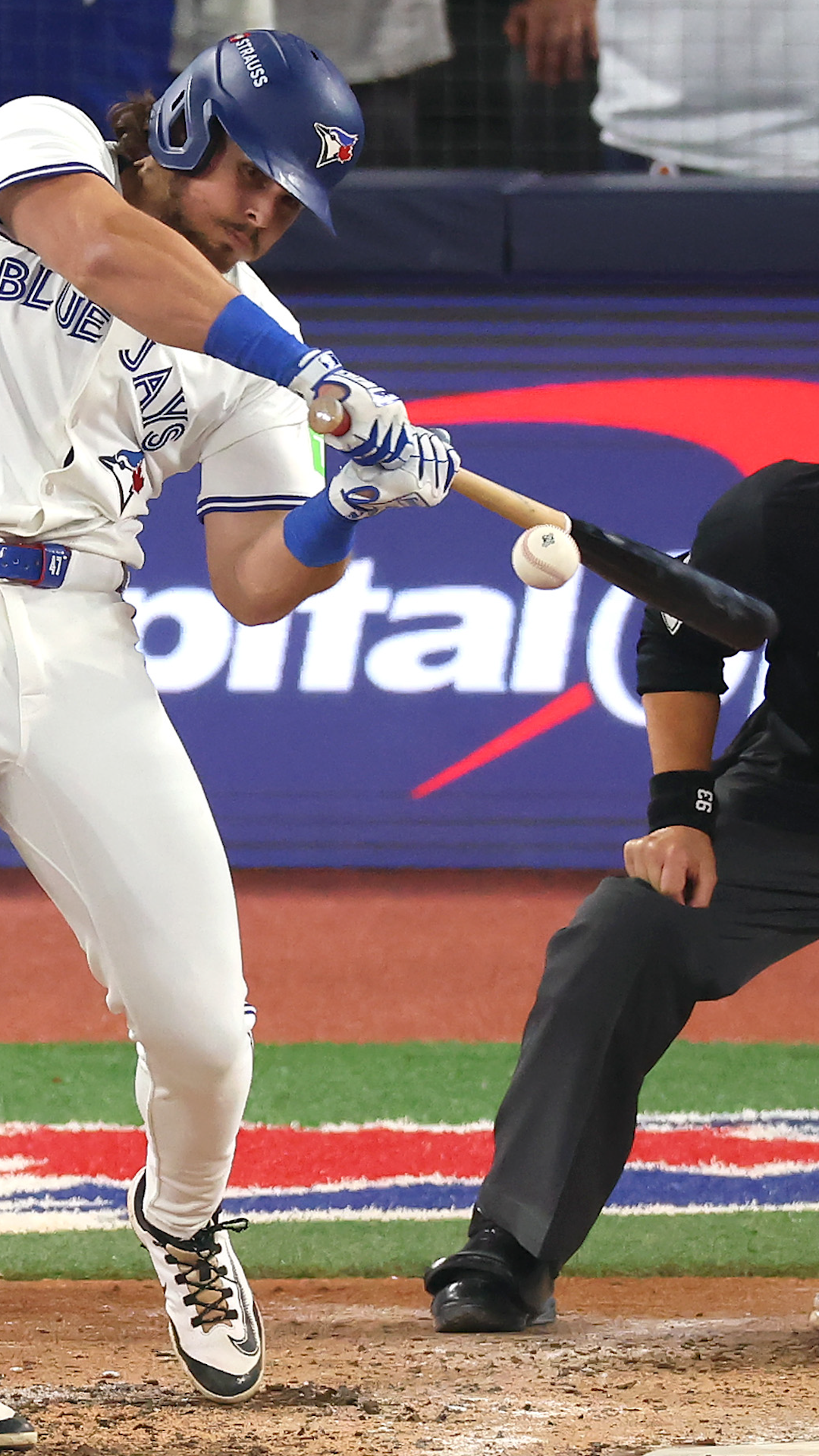 114759_WorldSeriesGame1 vrtc thumb cln.png