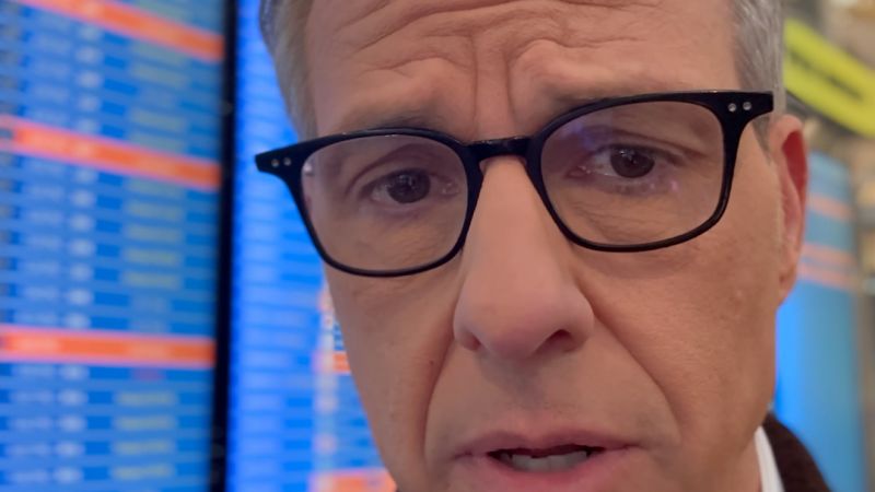 Jake Tapper reports from airport with delays from shutdown
