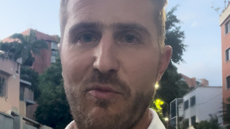 Video: Venezuela mobilizes forces as largest US warship enters region