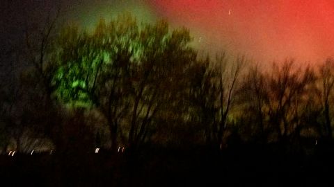 115144_Northern lights spotted in unusual parts of the USWhere to see them tonight-CL-vrtc.jpg