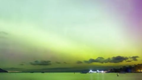 115160_SouthernLightsOverAustralia Clean Thumb.jpg