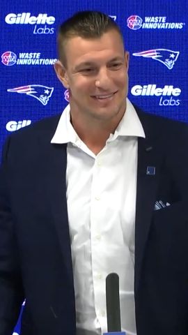 115176_GronkPatriots_clean thumbnail.jpg