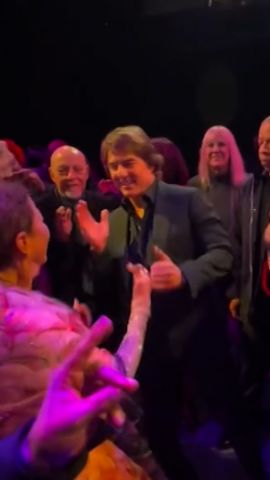 115250_TomCruiseDancing_thumbnail CLEAN.jpg