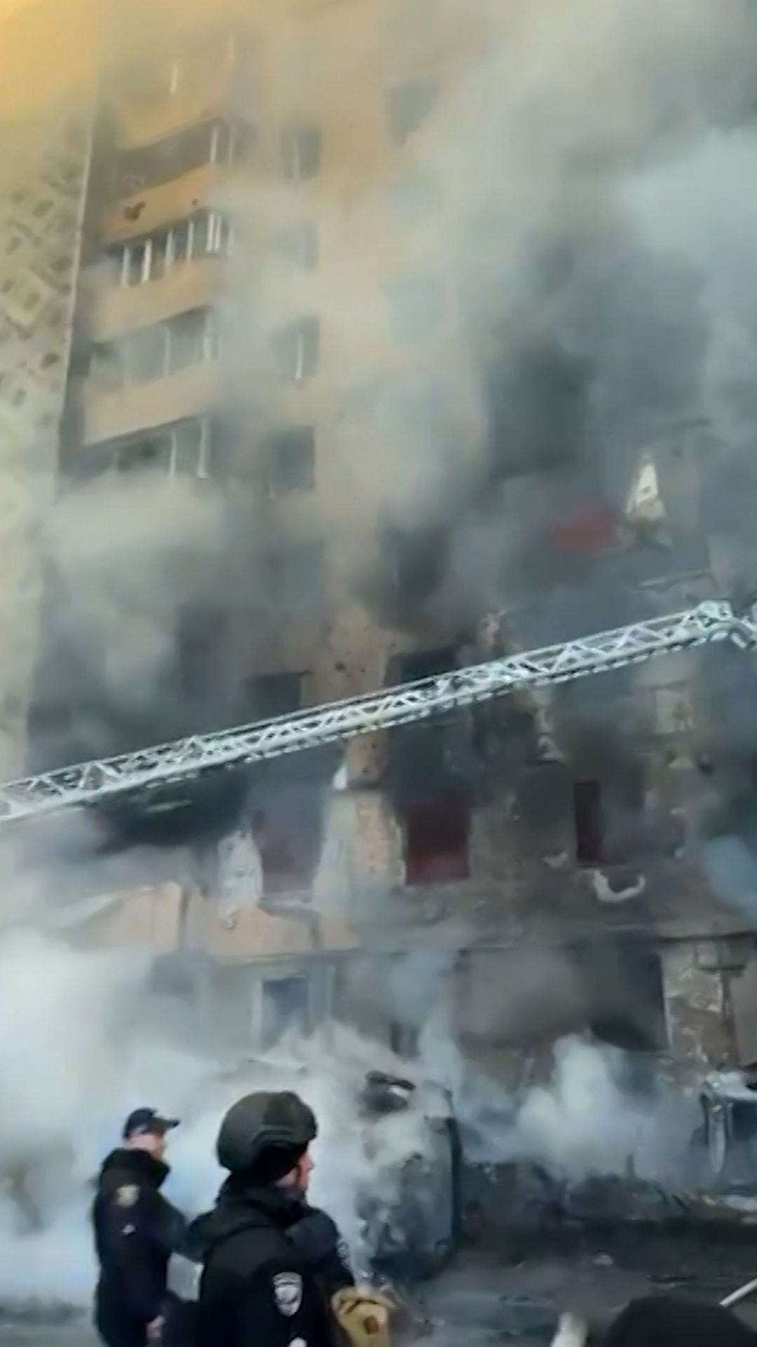 115310_RussiaStrikesWesternUkraine THUMB clean0.jpg