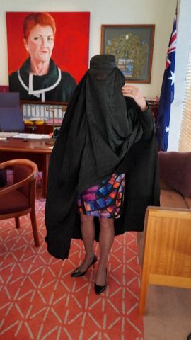 115403_AustralianPoliticianBurqa vrtc v1.jpg