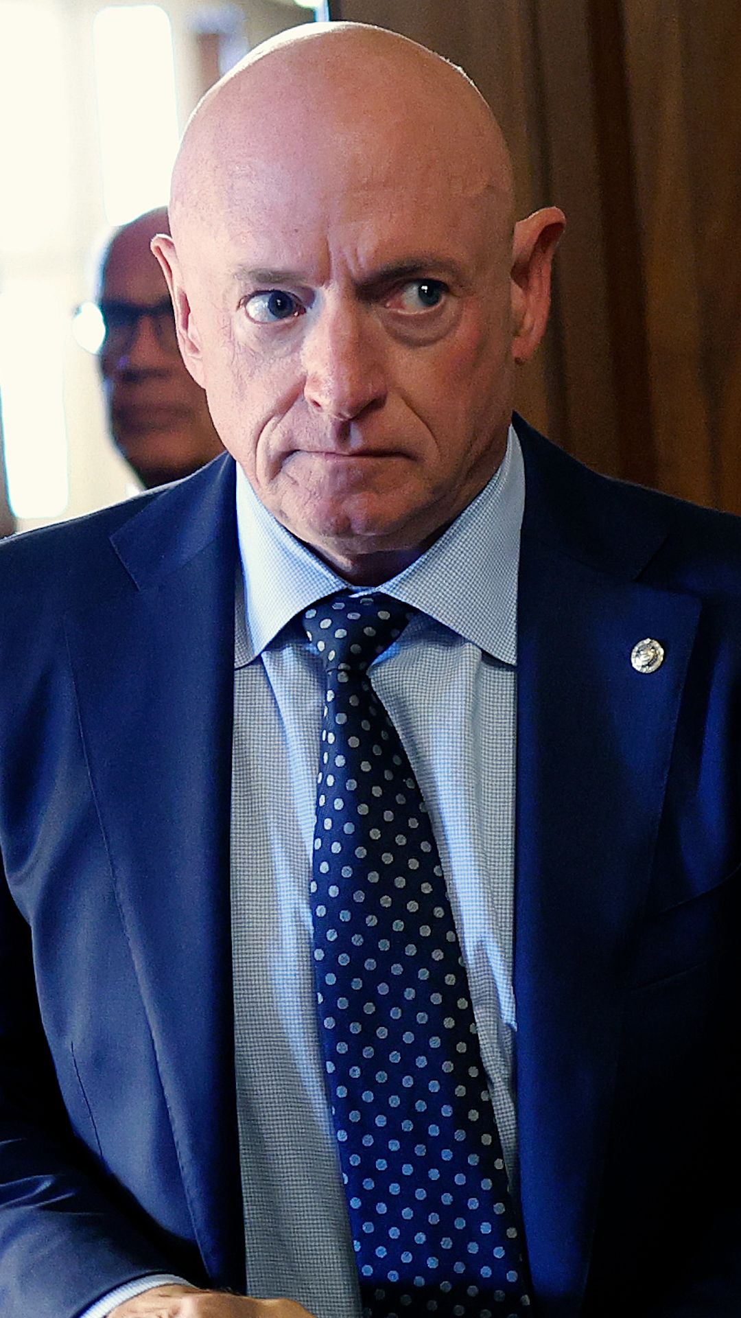 115411_mark kelly v2.00_00_13_26.Still003.jpg