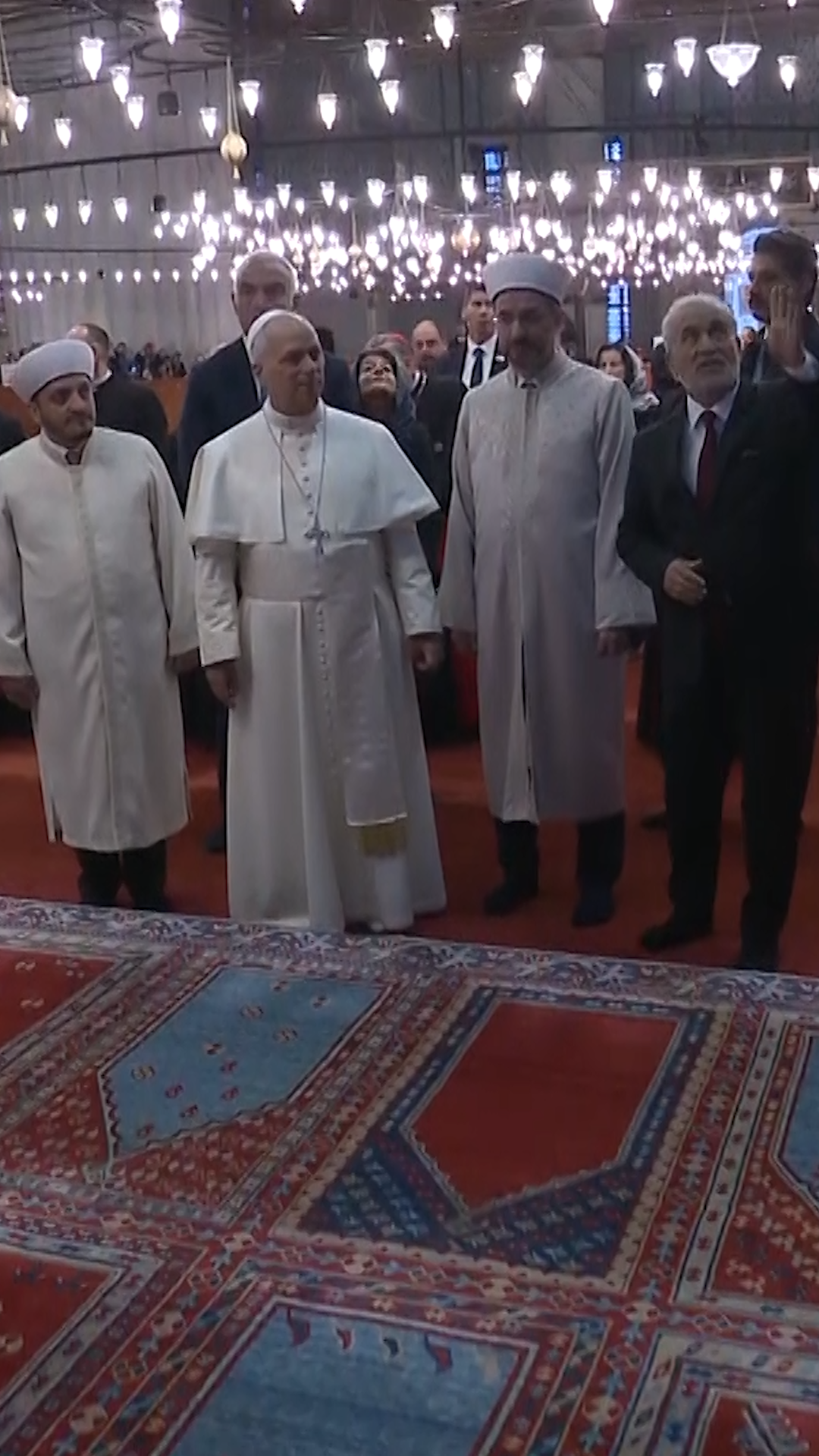 115491_PopeMosque vrtc.00_00_35_10.Still001.png