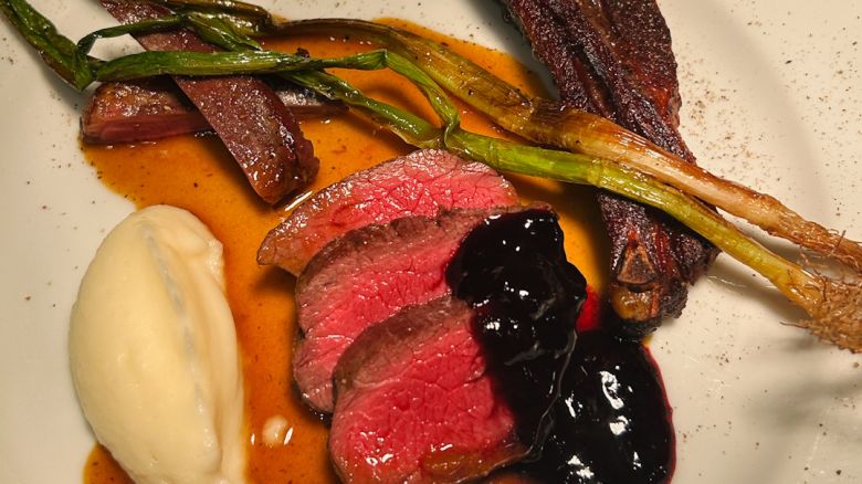 115585_JapanBearMeat v1.jpg