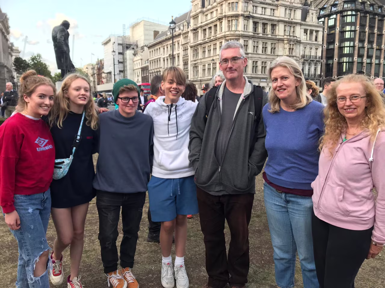 Dirk and Fiona Lampe (middle), with Nicky Oakes-Monger on the far right.