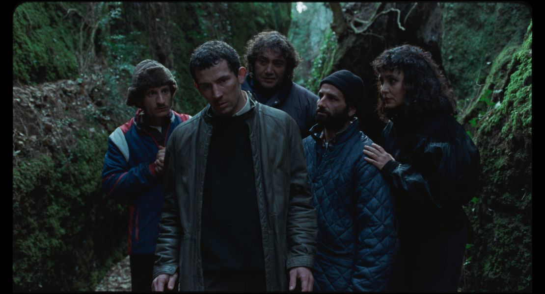 In "La Chimera," Josh O'Connor leads a band of grave robbers in 1980s Italy, known as "tombaroli" locally.