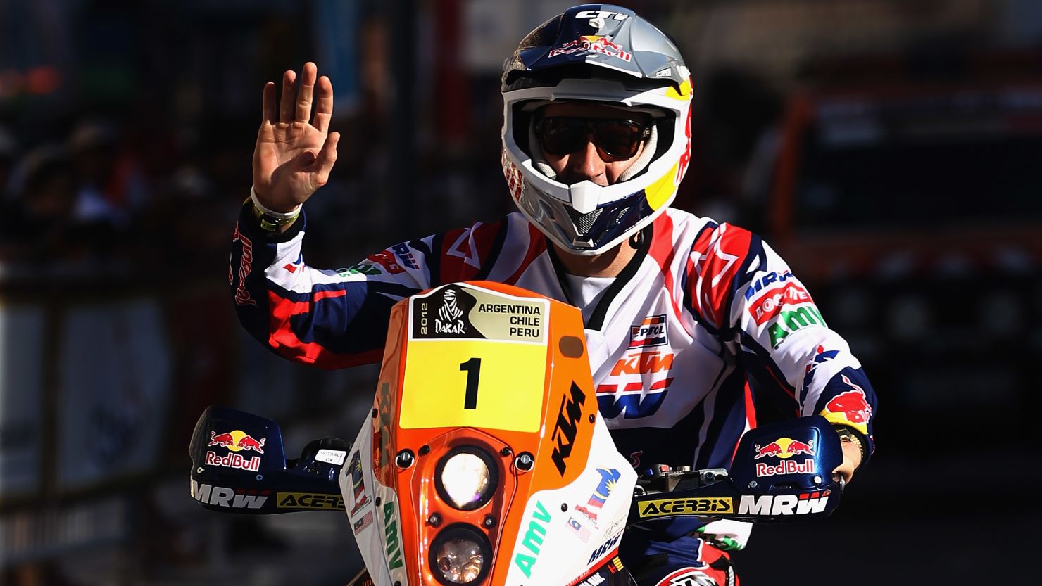 Defending champion Marc Coma claimed his 17th Dakar Rally stage victory on Monday.