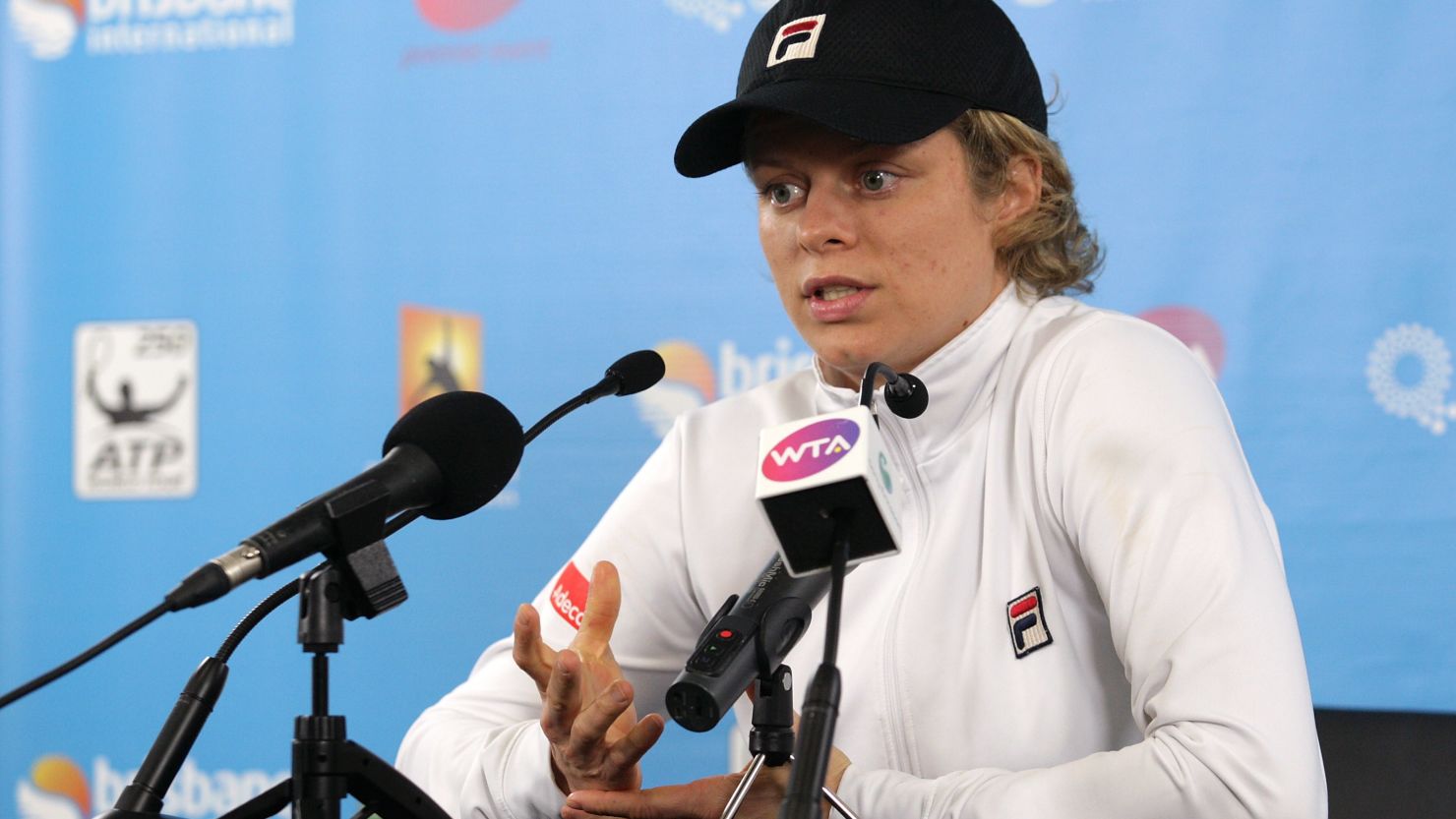 Belgium's Kim Clijsters hopes that pulling out in Brisbane will improve her chances of playing at the Australian Open.