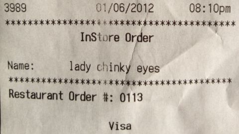 Papa John's customer Minhee Cho posted a photo of the receipt on her Twitter account Saturday morning.