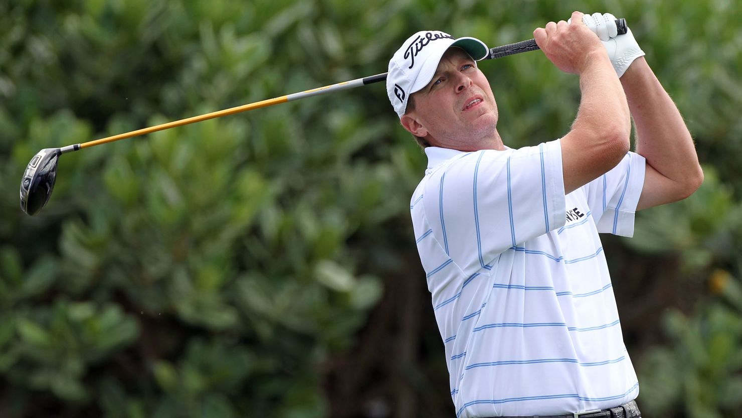 Steve Stricker hits an approach during his second round 63 at the Tournament of Champions in Hawaii.