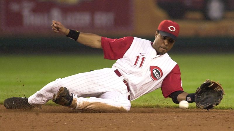 Barry Larkin elected to Baseball Hall of Fame