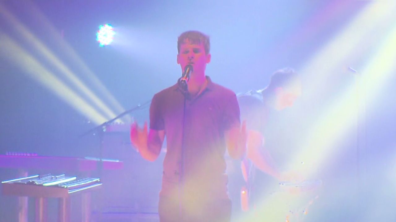 Foster the People - Pumped Up Kicks [live, SNL] 