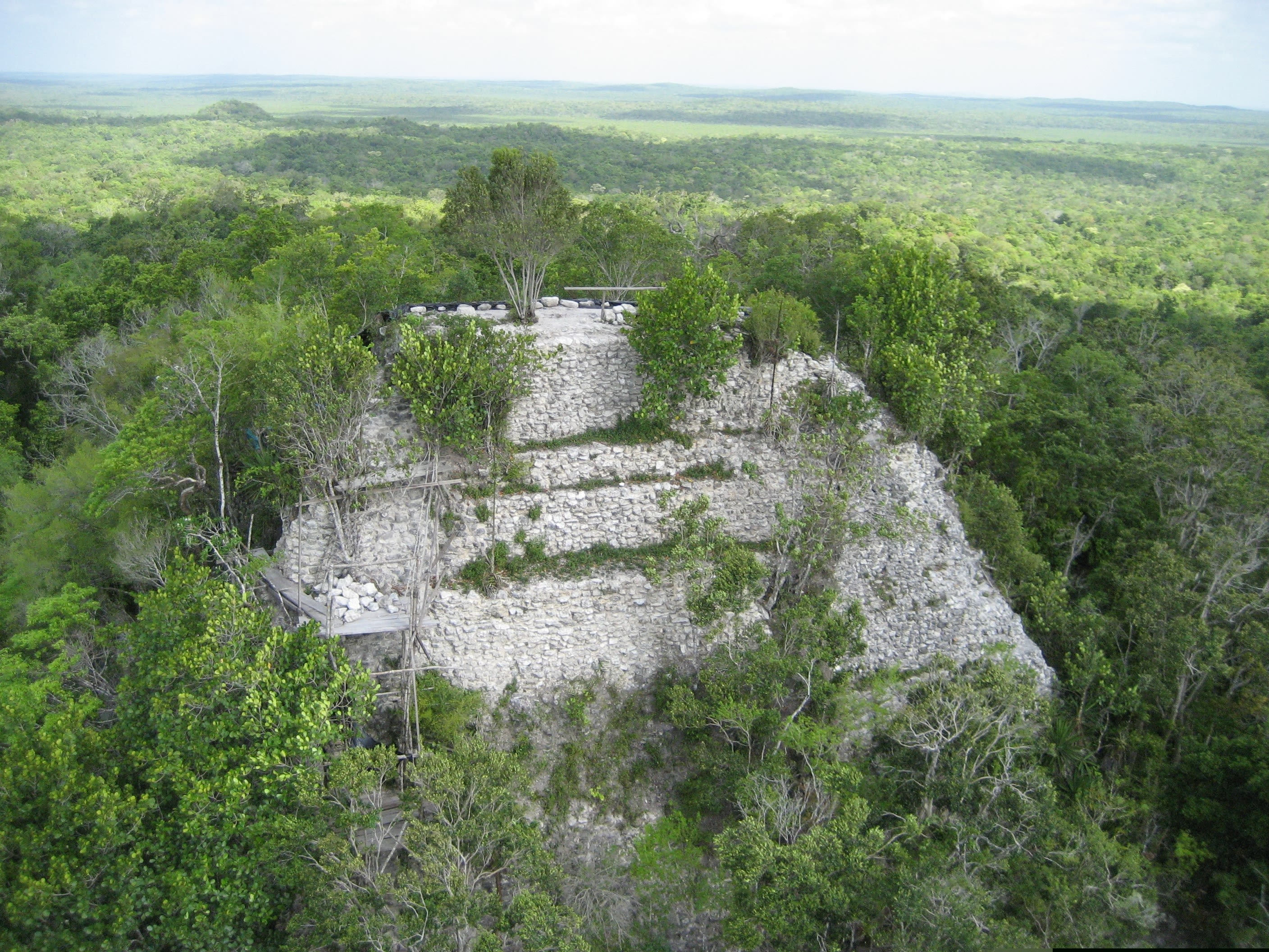 piramide social maya