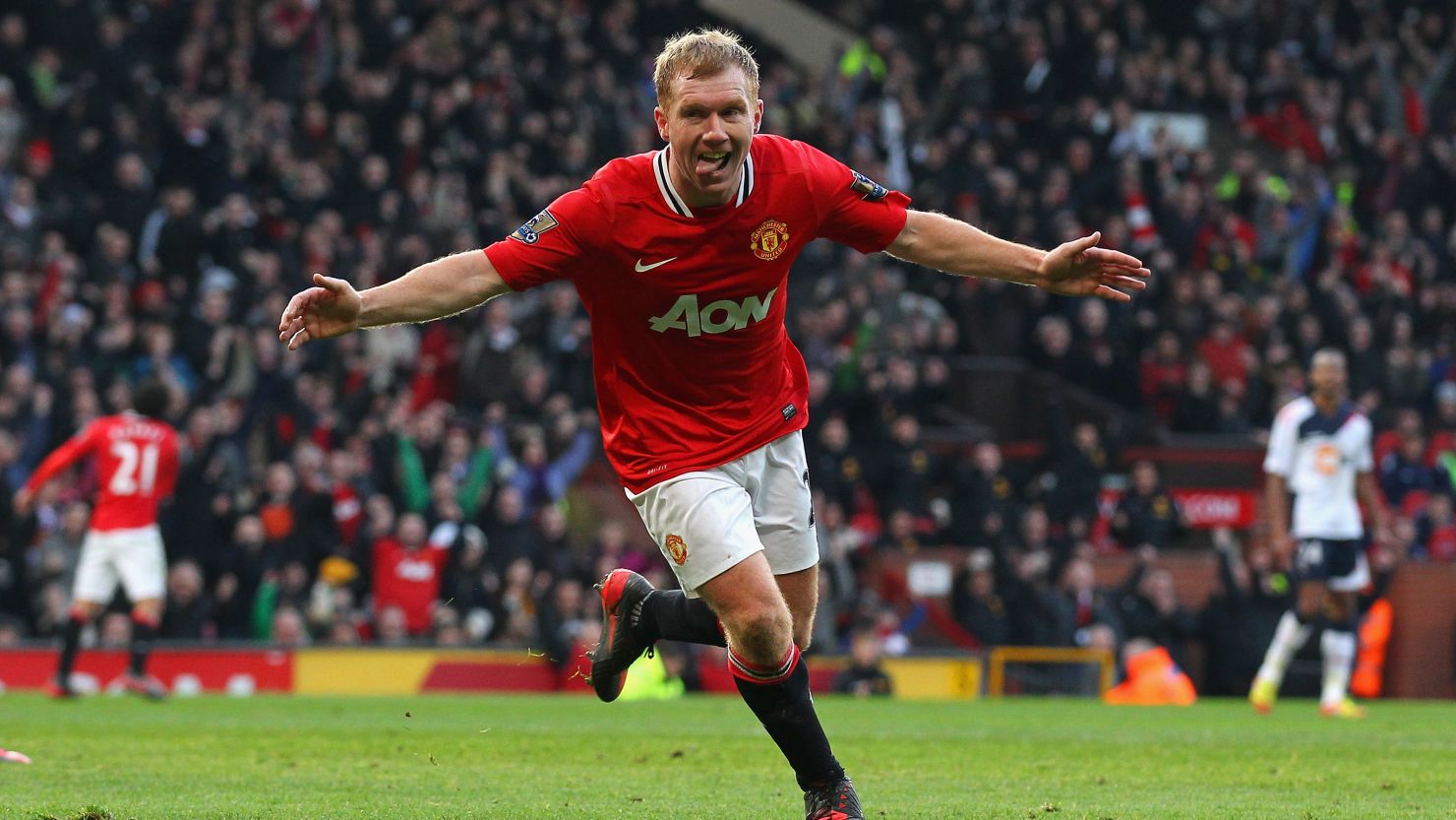 Paul Scholes celebrates his return to the English Premier League with a goal against Bolton Wanderers