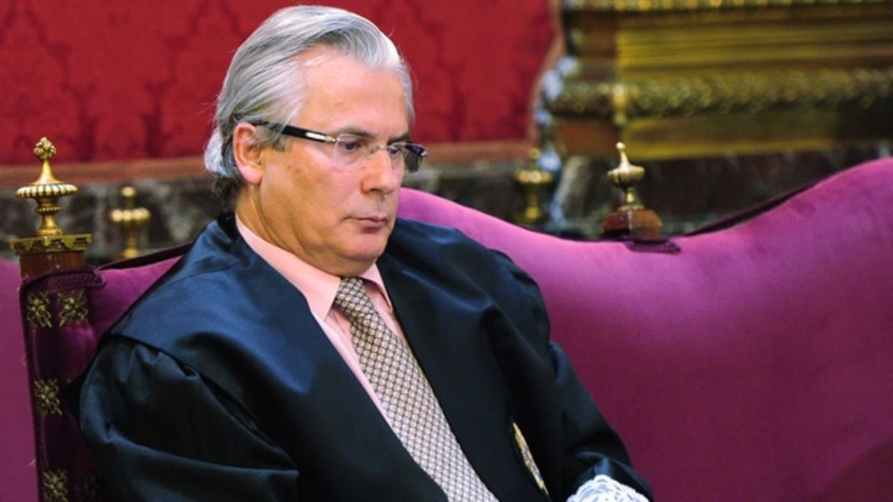  If convicted of abusing his authority, Baltasar Garzón would not go to jail but could lose his right to sit as a judge in Spain.