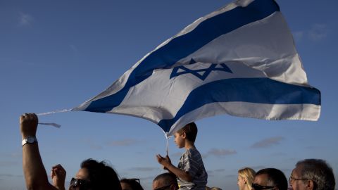 Some Israelis seek peaceful communication with Iranians using social media platforms.