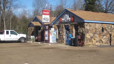 The Old Road Store, where Joseph Ozment admits he gunned down Rick Montgomery.