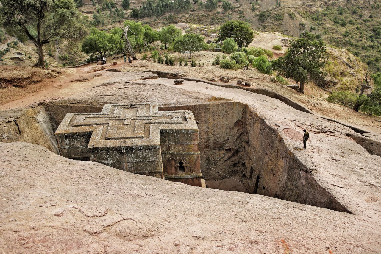 Ethiopia is home to one of the oldest Christian churches in the world, dating back to the early fourth century. Nowhere is this heritage clearer than the northern town of Lalibela, where 11 underground churches have been hewn out of the rock. The Church of St. George (Bet Giyorgis) was carved from a type of limestone around the early 13th century. 