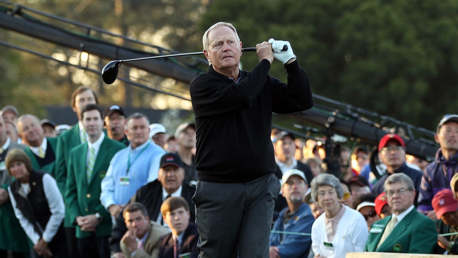 Golf legend Jack Nicklaus is bidding to design the course on which the 2016 Olympics will be played in Rio. 