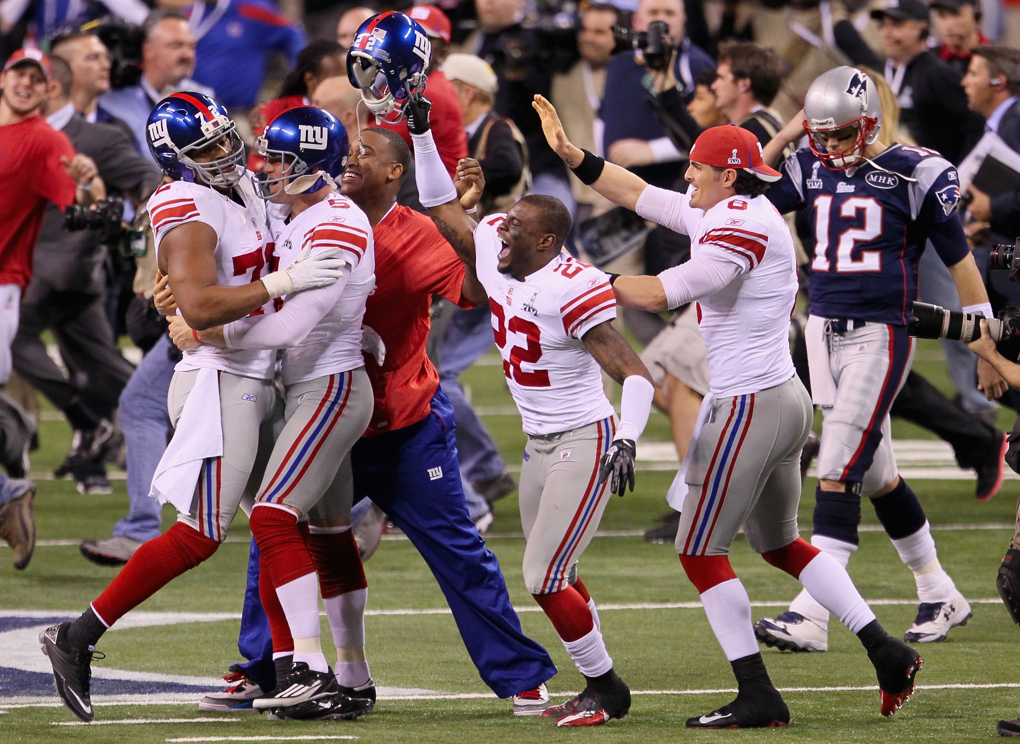 Giants edge Patriots in Super Bowl thriller