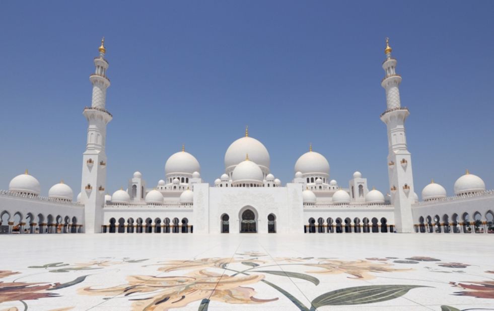 The Sheikh Zayed Grand Mosque can hold almost 41,000 worshipers.