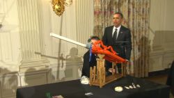 obama shoots marshmallow cannon_00004918