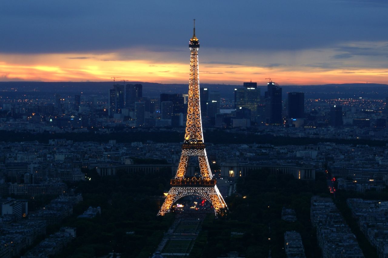 Bob Graham captured this stunning view of the Eiffel Tower at sunset from the top of Montparnasse. 
